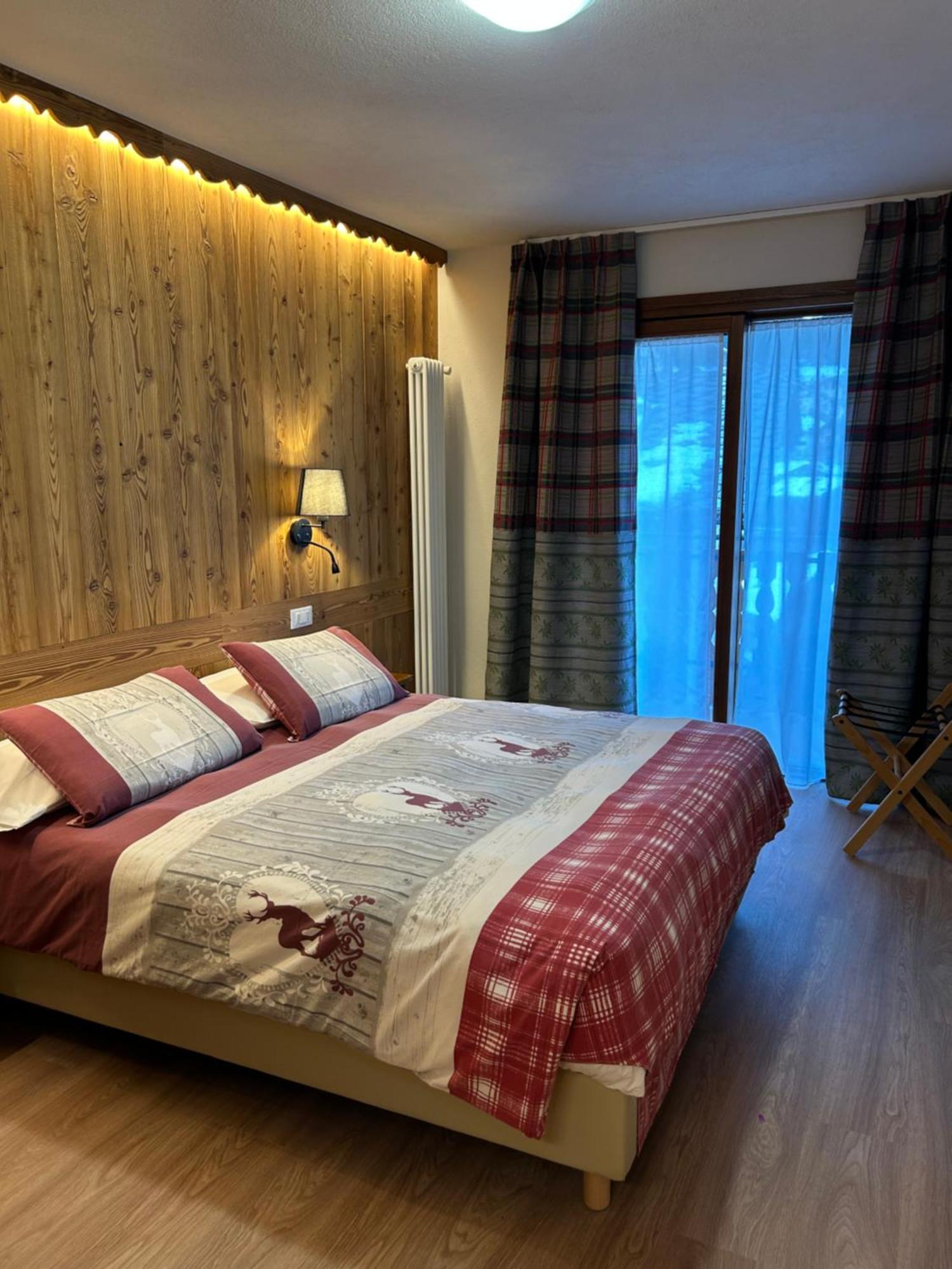 Hotel Edelweiss Pré-Saint-Didier Eksteriør billede
